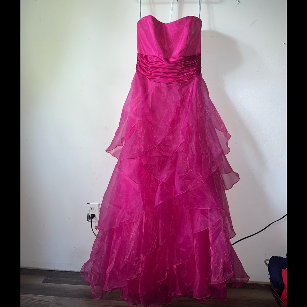 David’s Bridal Begonia Tiered Organza Dress